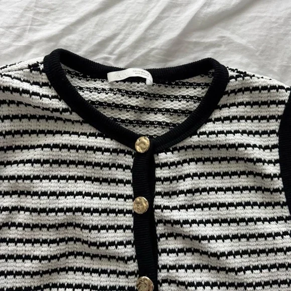 Zara Striped Gold Button Top - Picture 3 of 3